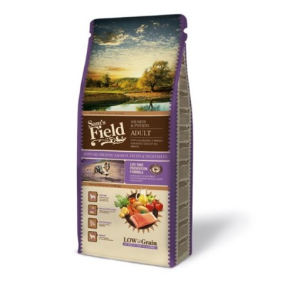 Сува храна за куче Sam's Field Medium Adult Salmon 13 KG
