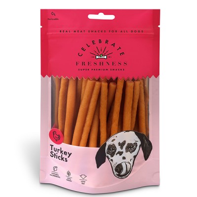 Месната награда за куче CELEBRATE FRESHNESS Turkey Sticks 100gr